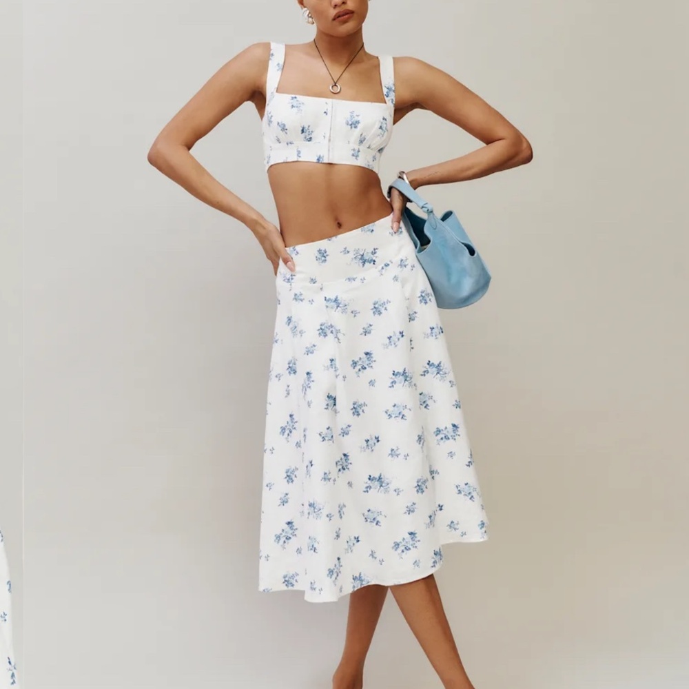 Reformation linen 2 piece - Picture 1 of 3
